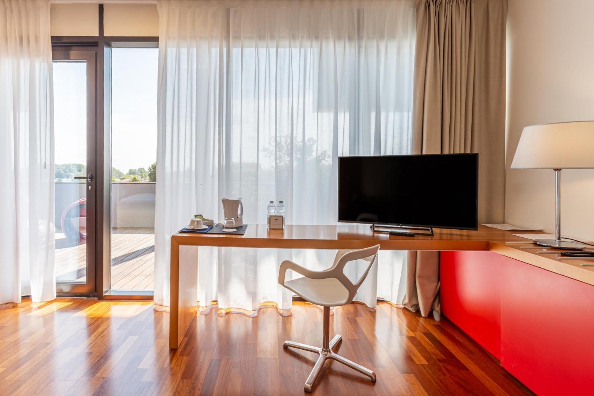 New Ipoint Hotel San Giovanni in Persiceto Exterior foto
